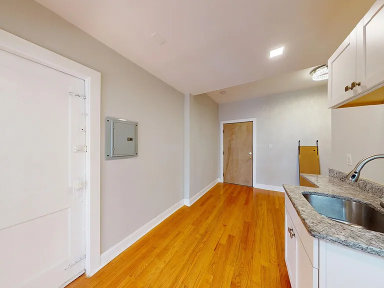 38 Hemenway St #33 — Photo 4