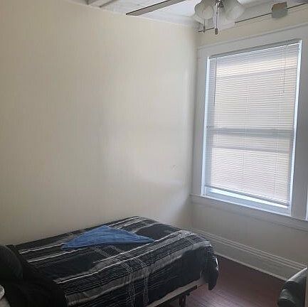 5th image of 1524 E Genesee St #11497233