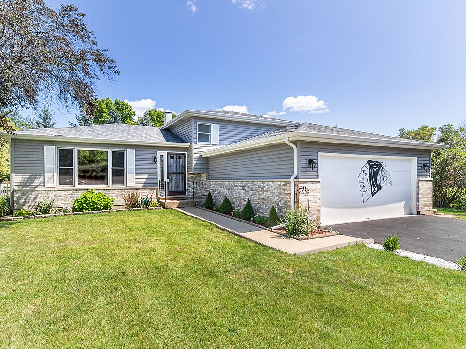 1st image of 234 Sunshine Dr