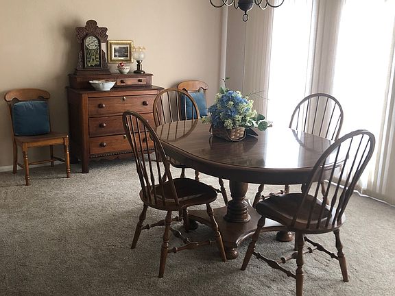 4th image of 317 Sherrill Ln Unit 6