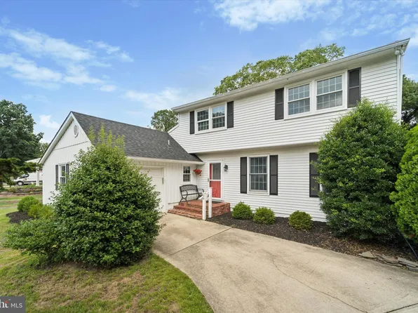 58 Sherry Rd, Turnersville, NJ 08012
