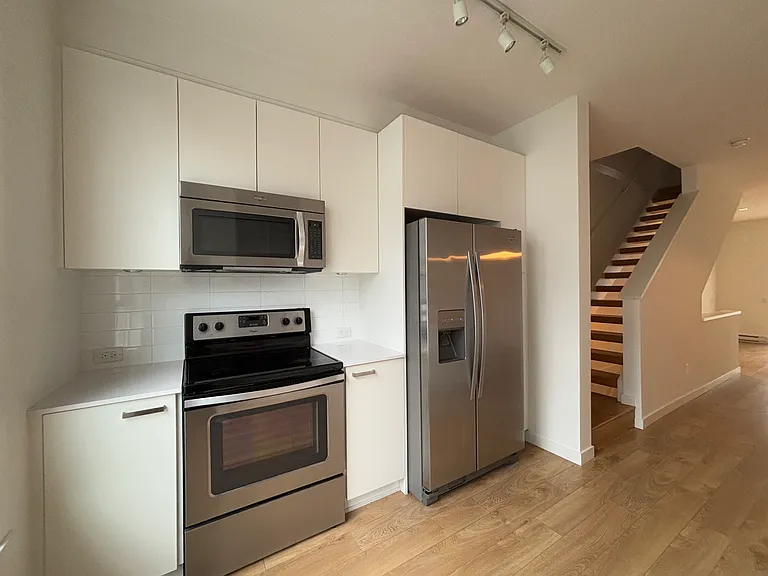 19159 Watkins Dr #20 — Photo 6