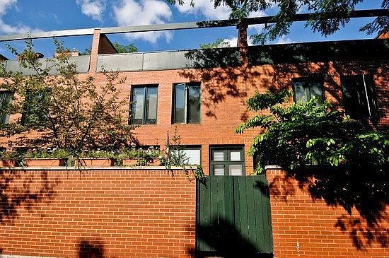 1st image of 2110 N Hudson Ave #B