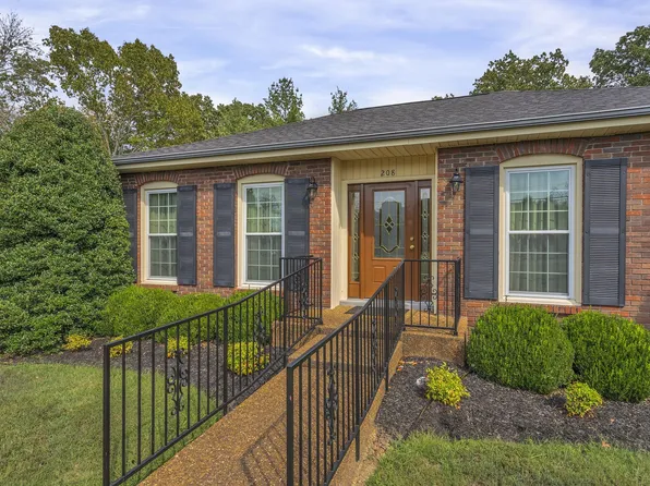 208 Hillcrest Dr, Ashland City, TN 37015