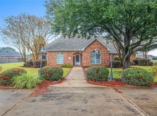 1706 Swan Dr, LAKE CHARLES, LA 70605