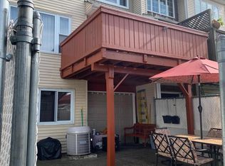 18 Ladd Ave, Staten Island, NY 10312