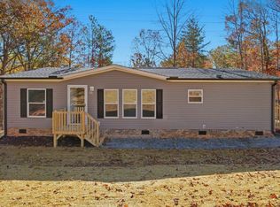 119 Ridgedale Rd, Six Mile, SC 29682