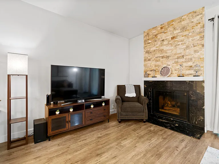 8687 Falmouth Ave #103 — Photo 11