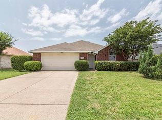 1503 Parrot Ct, Desoto, TX 75115