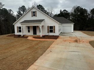 280 Young Ln, Hamilton, GA 31811