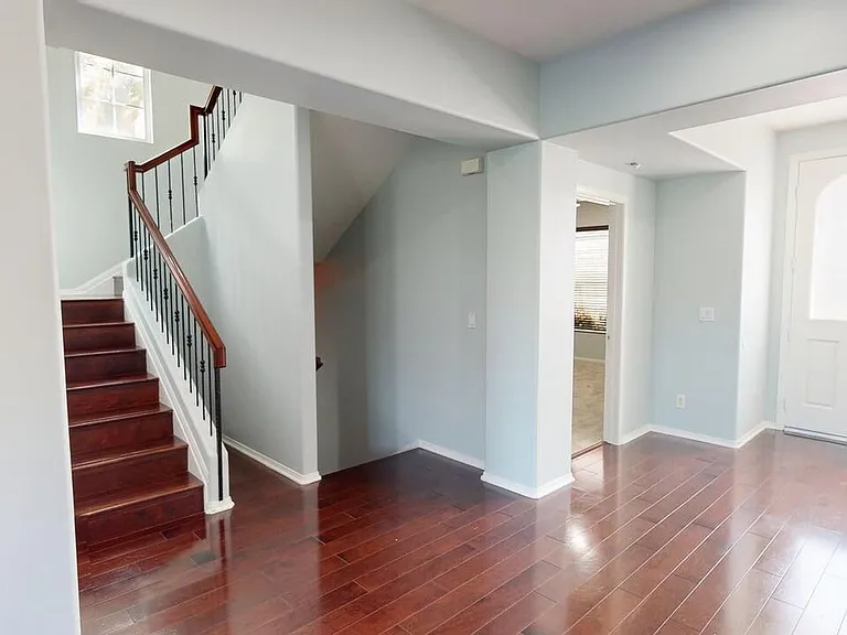 5655 Como Cir — Photo 2