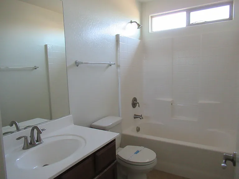 900 W Broadway Ave #49 — Photo 17