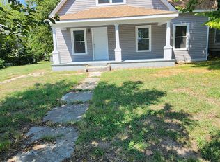 2911 E 9th St, Joplin, MO 64801
