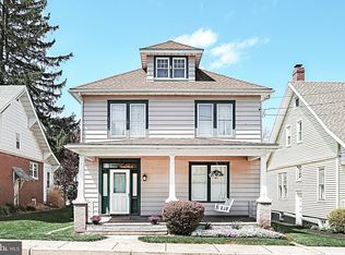 25 W Myrtle St, Littlestown, PA 17340