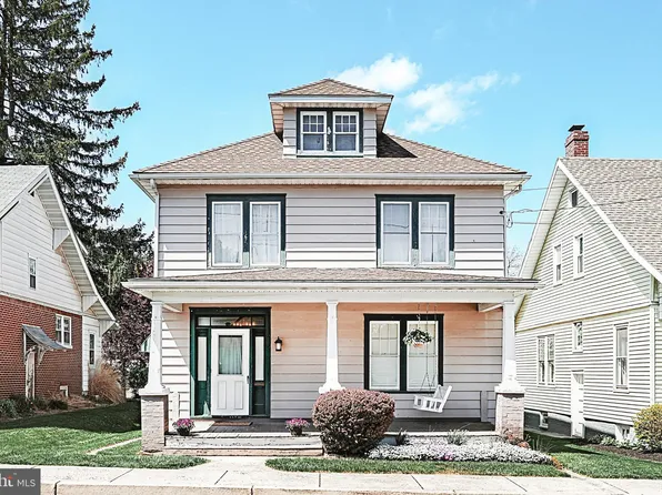 25 W Myrtle St, Littlestown, PA 17340