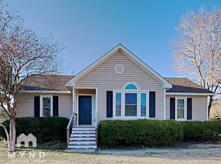 117 Creekstone Dr, Benson, NC 27504