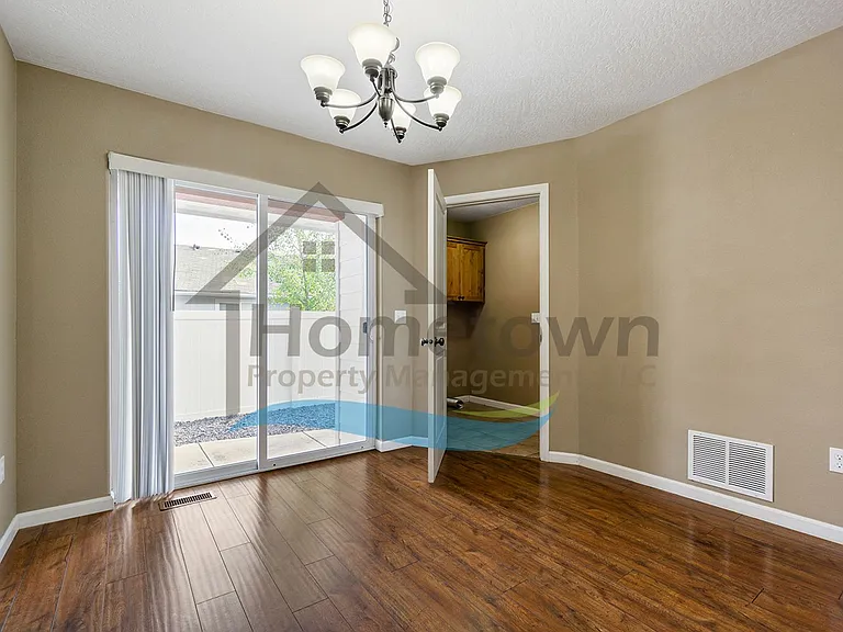 3182 N Honeysuckle Dr — Photo 33