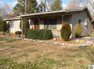 710 Center Ridge Rd, Eddyville, KY 42038