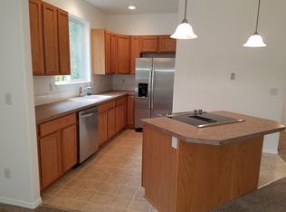 53127 NW Manor Dr, Scappoose, OR 97056