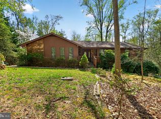 241 Sundew Ln, Pasadena, MD 21122