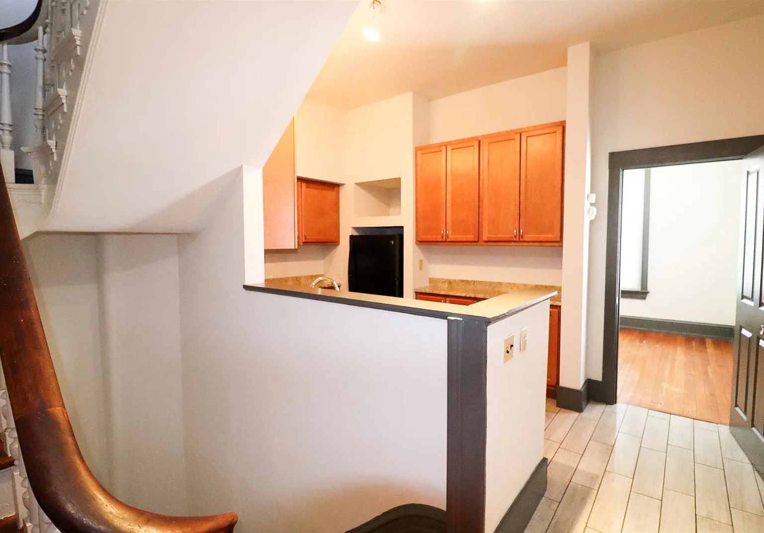 2650 Bellevue Avenue — Photo 4