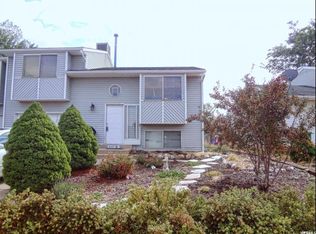 6437 S Cyclamen Way, West Jordan, UT 84081