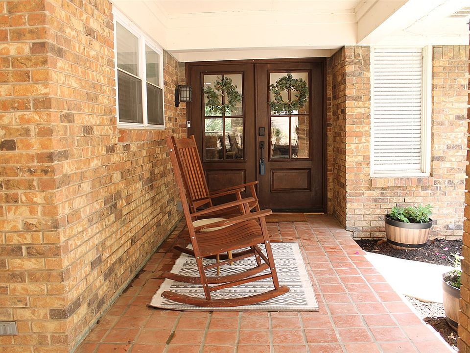1st image of 3829 Sunnyview Ln