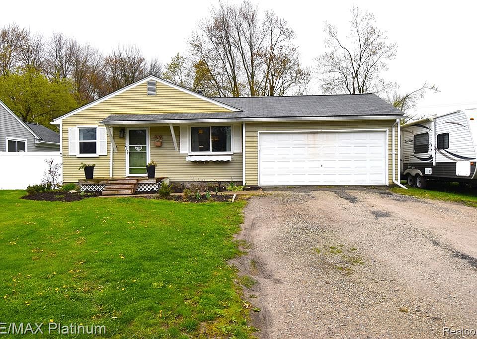 329 Gamma Rd, Walled Lake, MI 48390 Zillow