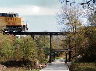 908/910 Oleander Ln, Round Rock, TX 78664