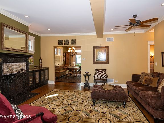 2nd image of 4108 N Oakley Ave