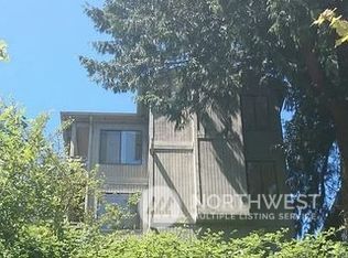 2834 Patten Pl W, Seattle, WA 98199