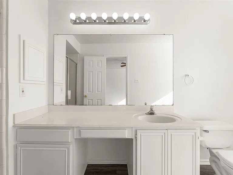 3709 Martha Ln — Photo 15