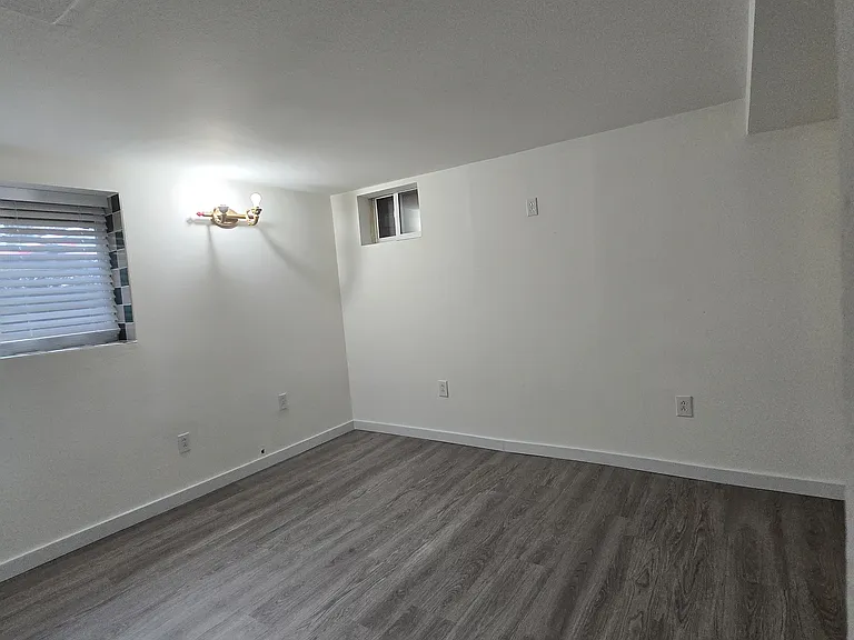 4241 S Kenyon St #B — Photo 16