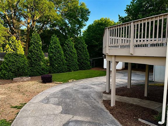 4th image of 6040 Pine Mountain Rd NW