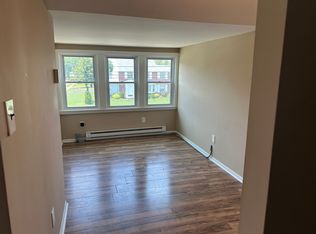 911 Laurel Rd #B, Clementon, NJ 08021