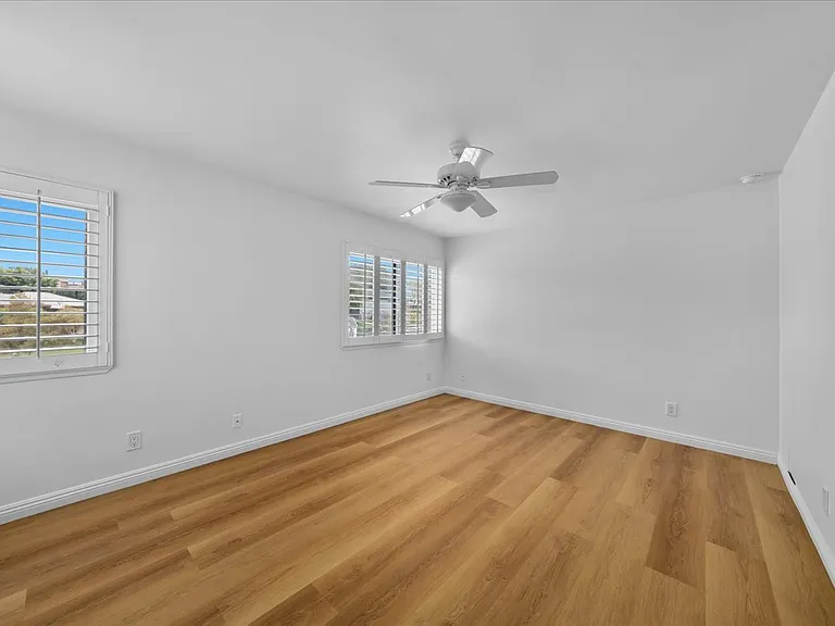 2222 Pier Ave — Photo 60