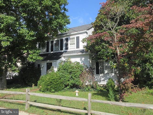 1st image of 269 E Main St