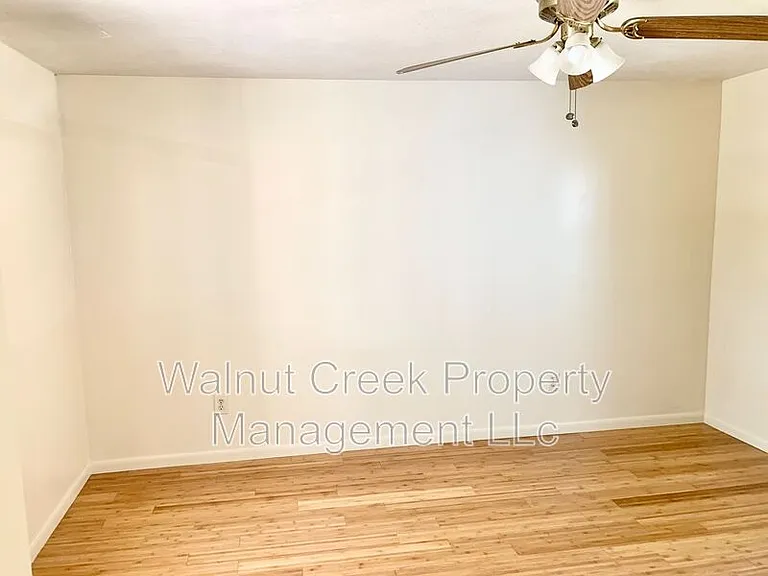 215 W Lorain St #DOWN — Photo 10