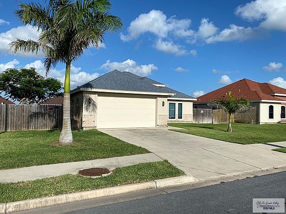 3rd image of 6874 Tenaza Dr