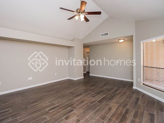 4th image of 1513 E Campbell Ave