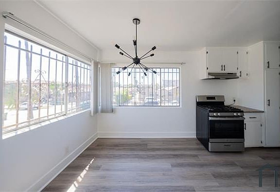 2nd image of 6402 S Victoria Ave #5