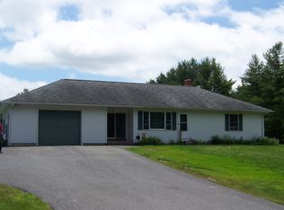 158 Litchfield Rd, Hallowell, ME 04347