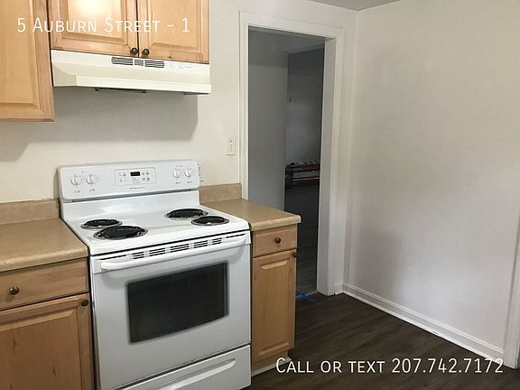 4th image of 5 Auburn St #1