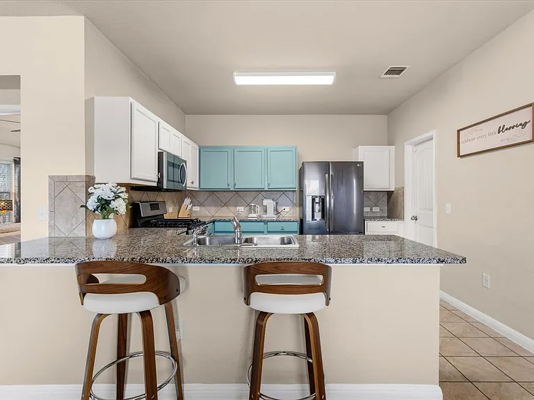 11100 Dawes Pl — Photo 9