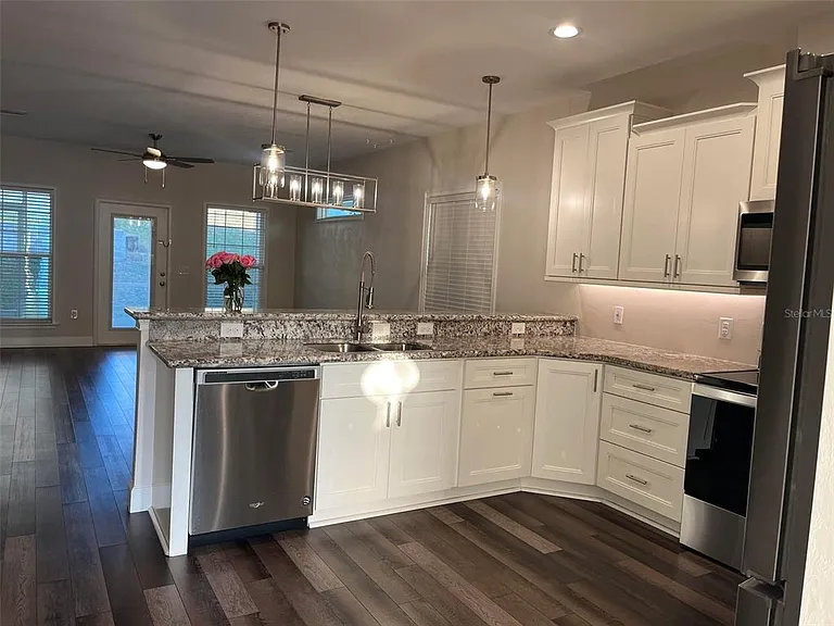 1641 NW 121st Way — Photo 5