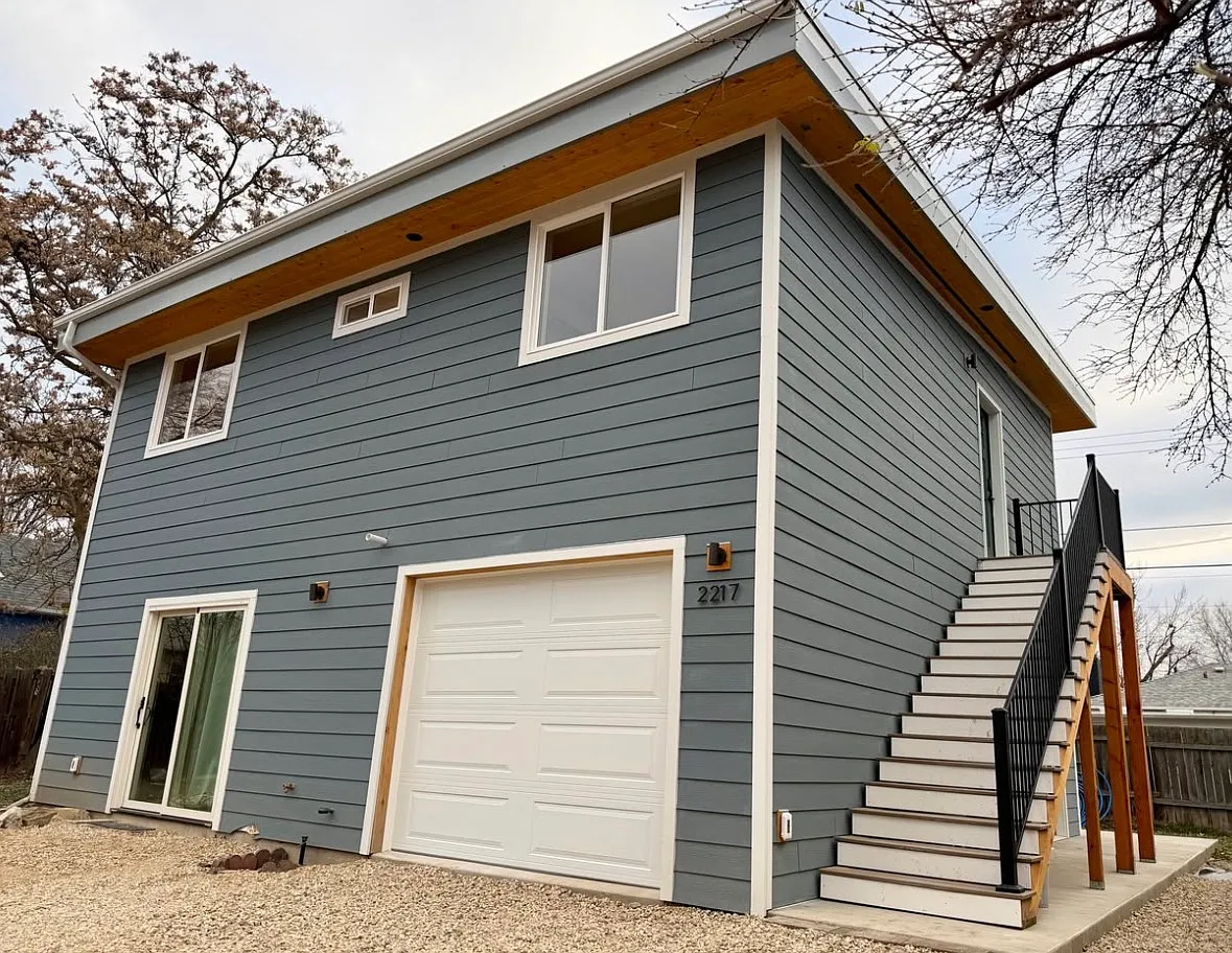 2 bed, 900 sqft, $2,000 — Photo 4
