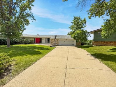 2021 Ida Mae Ct, Minot, ND, 58703
