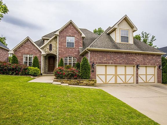 2nd image of 7004 W Inglewood Dr