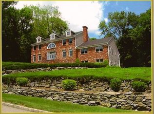 11 Sherbrooke Dr, Lincoln Park, NJ