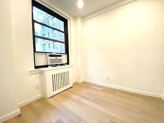 Rented by The Dermot Realty Management Company | media 23